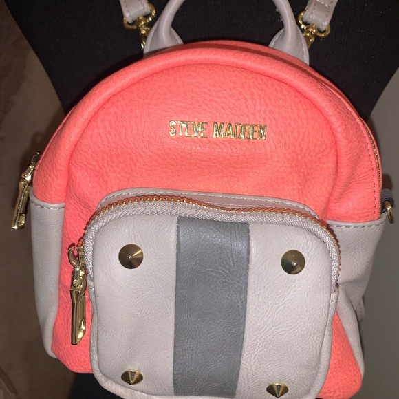 Small backpack - Picture 2 of 2